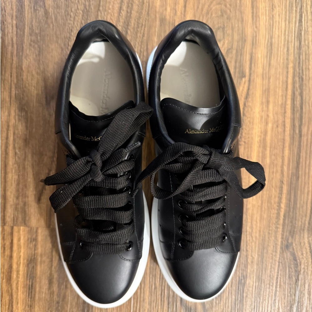 Authentic Alexander McQueen Black Leather Platform Sneaker with White Sole - Picture 6 of 6
